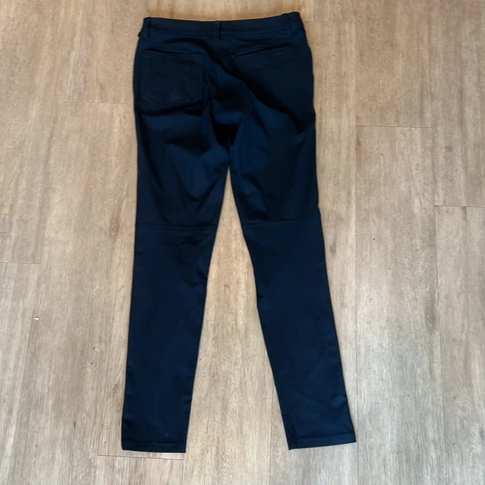 Lululemon Commission Pants